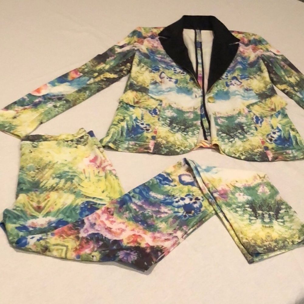 Vintage 2 Piece Suit - Picture 2 of 7